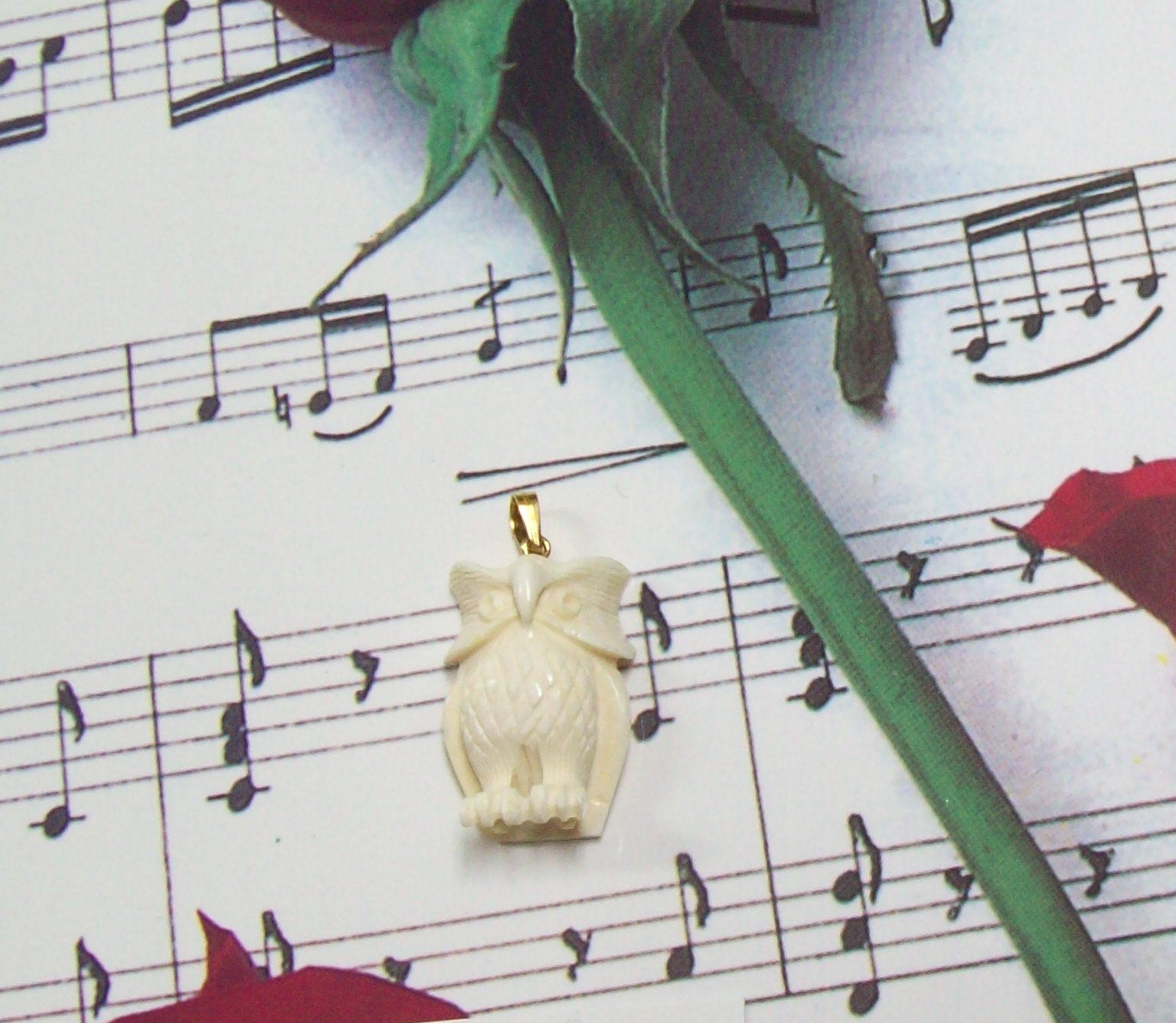 Vintage Ivory Owl Pendant Pre-Ban Genuine Ivory IV009