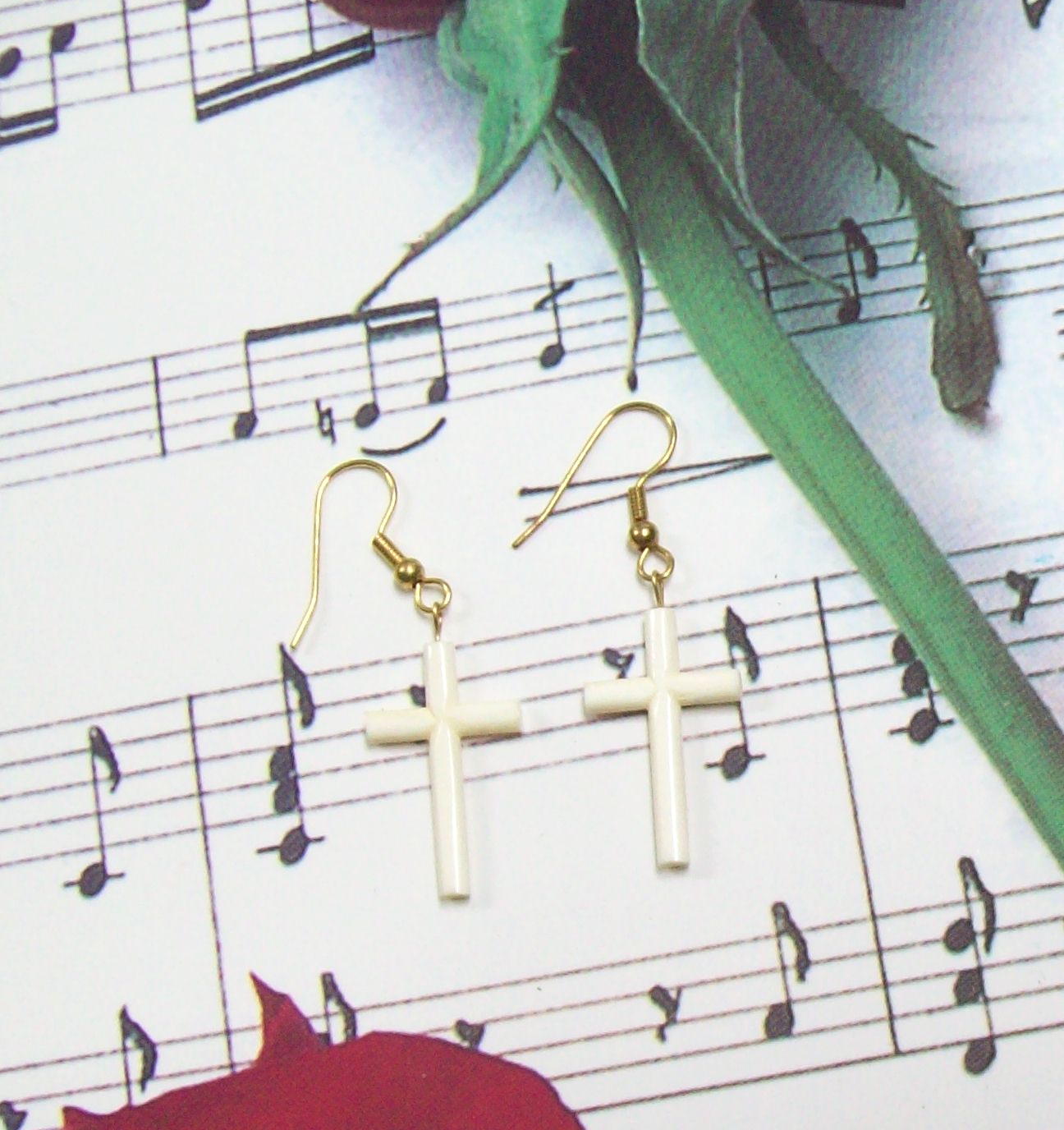 Pre-Ban Genuine Ivory Earrings with 14KGF Fish Hook Post IV130