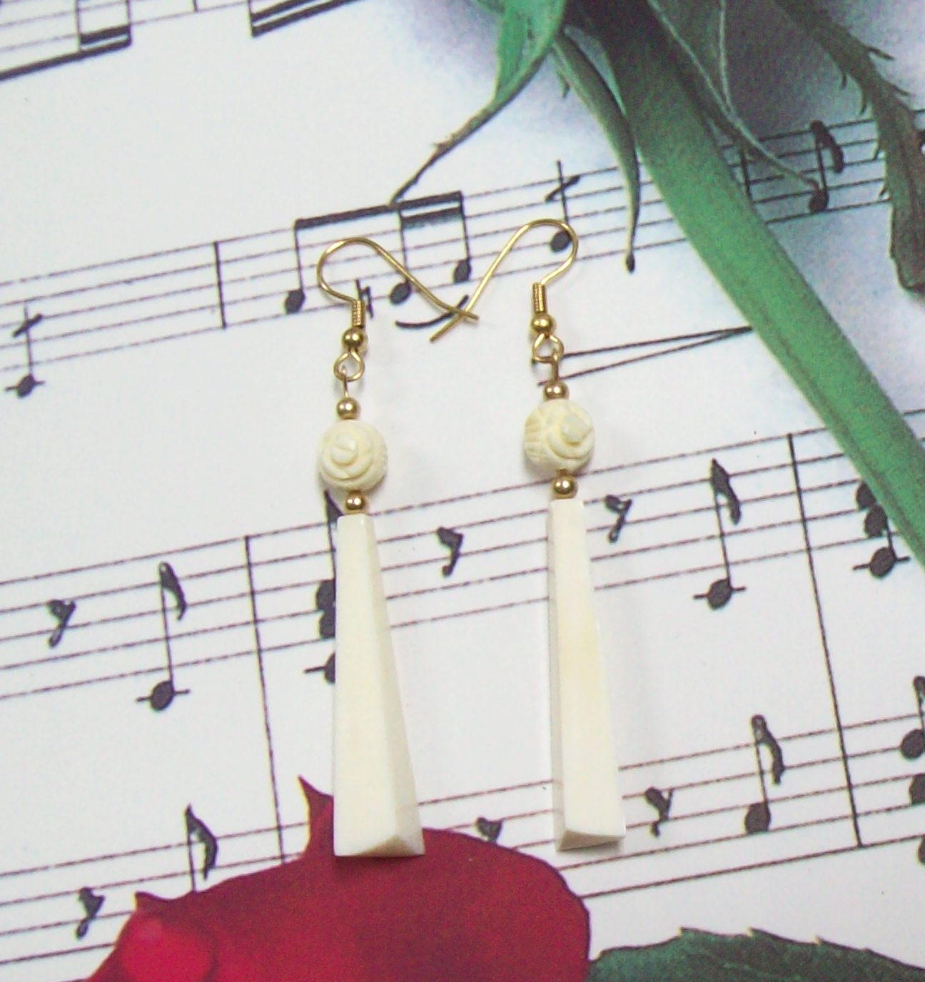 Pre-Ban Genuine Ivory Earrings 14KGF Fish Hook Posts Vintage IV157