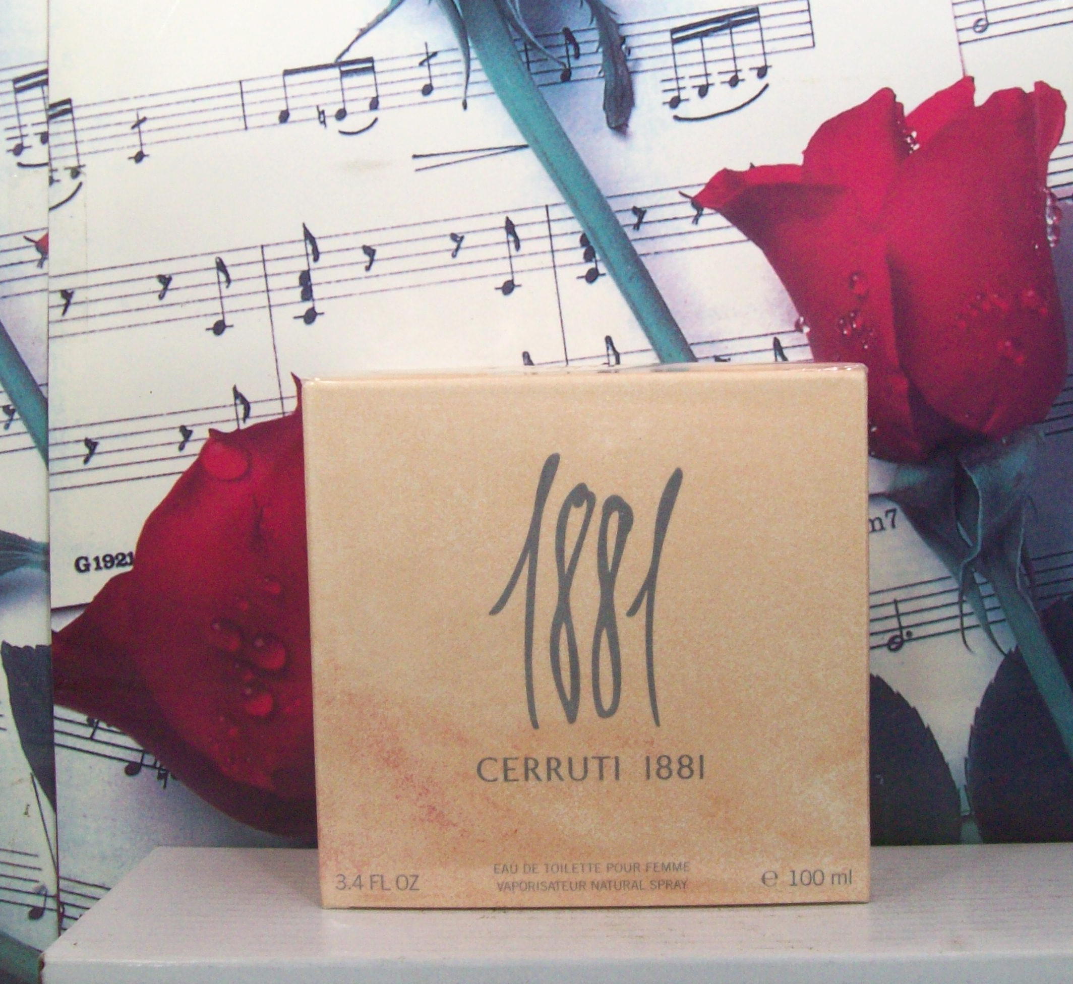 Cerruti 1881 Pour Femme EDT Spray 3.4 OZ bottle