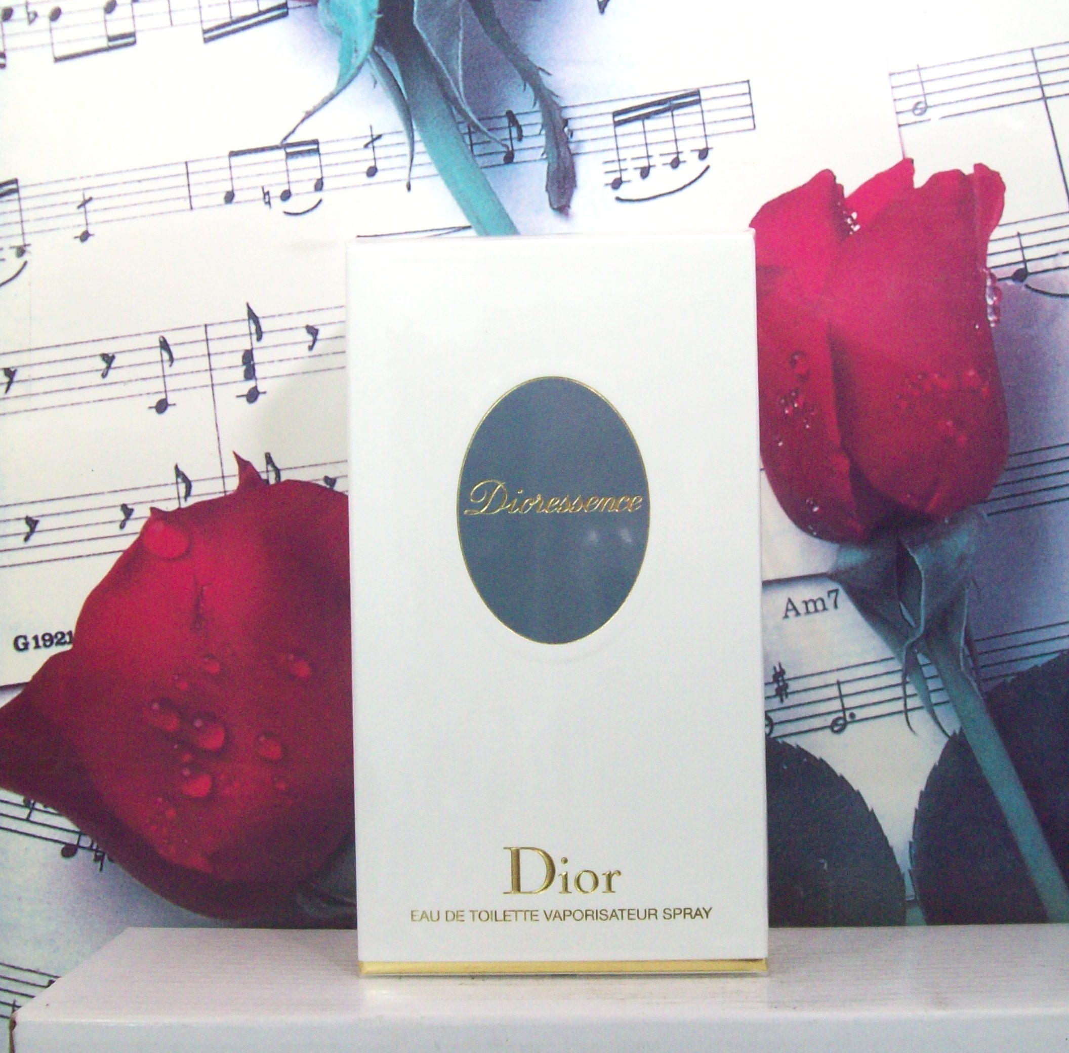Dior Diorelssence EDT Spray bottle front view
