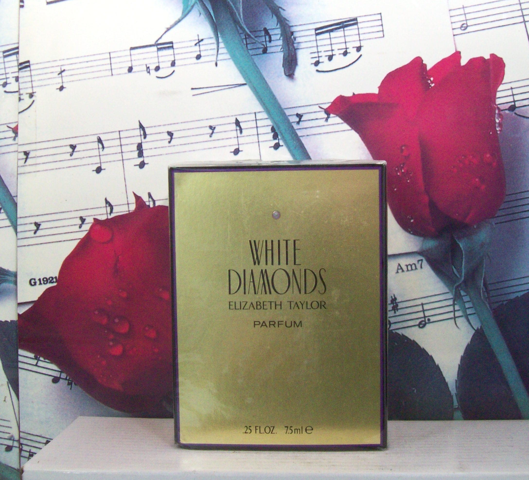Elizabeth Taylor White Diamonds 0.25 OZ Parfum bottle front view