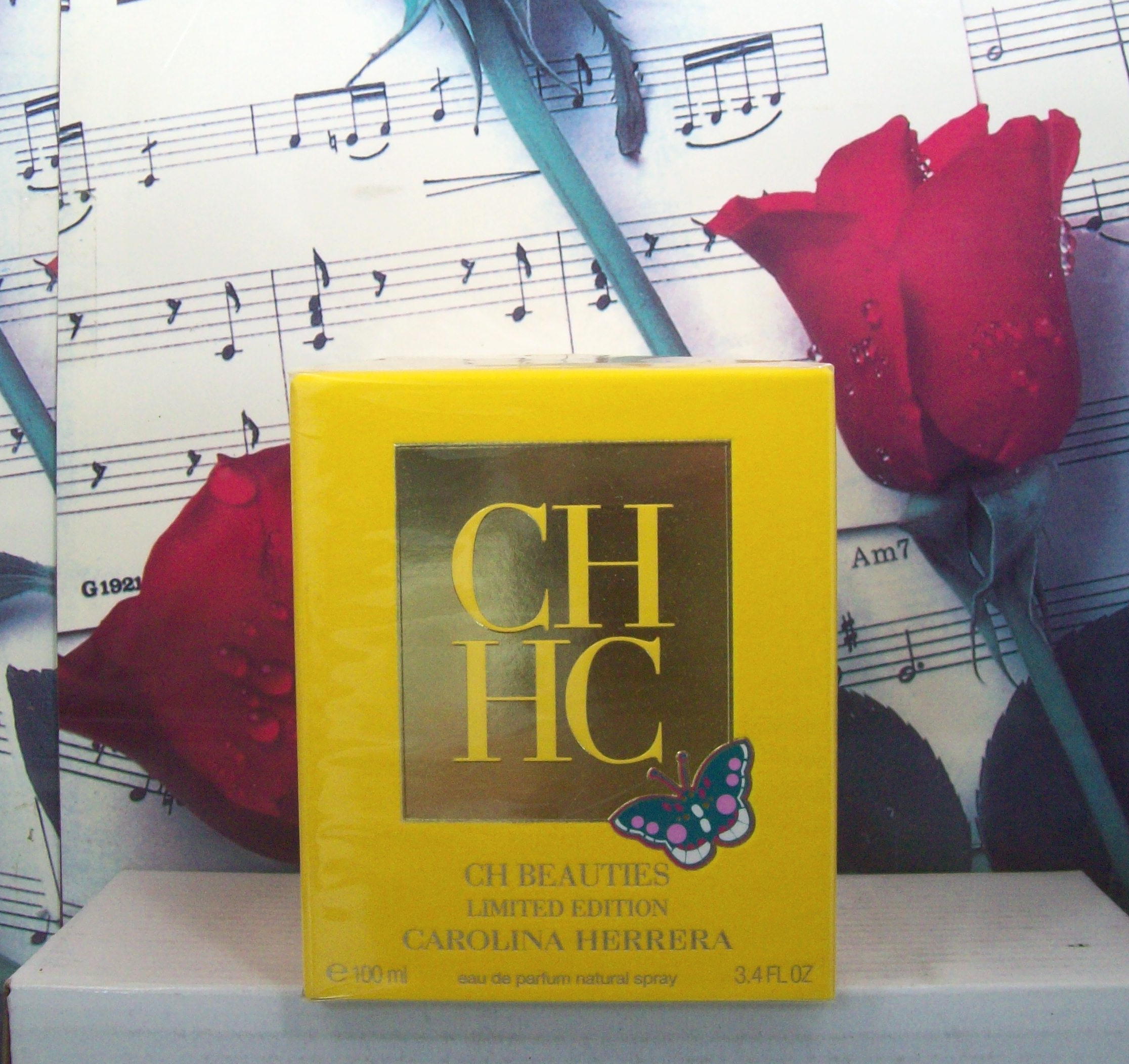 Carolina Herrera CH Beauties Limited Edition 3.4 OZ EDP Spray bottle