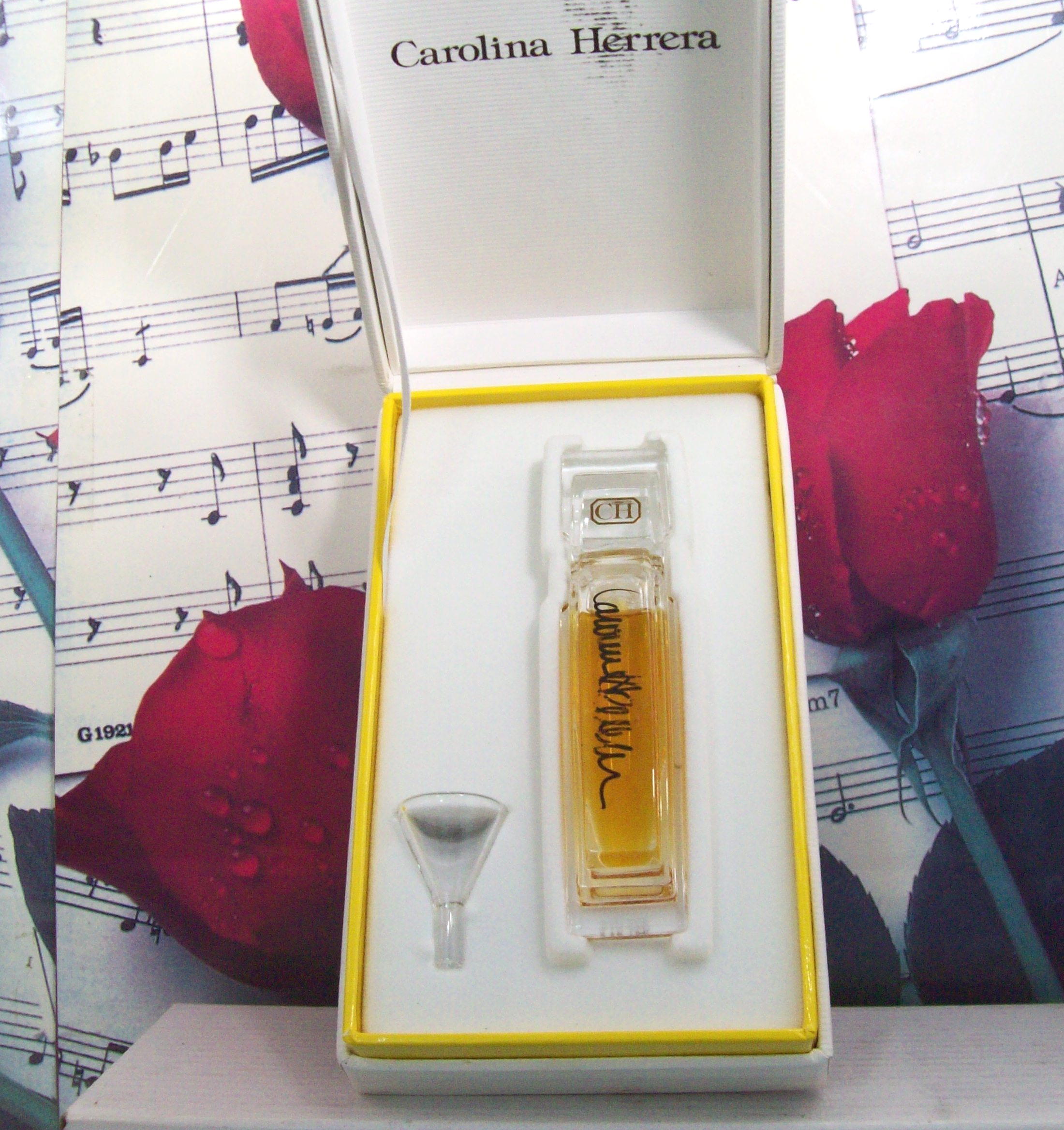 Carolina Herrera For Women 0.25 OZ Perfume bottle front view