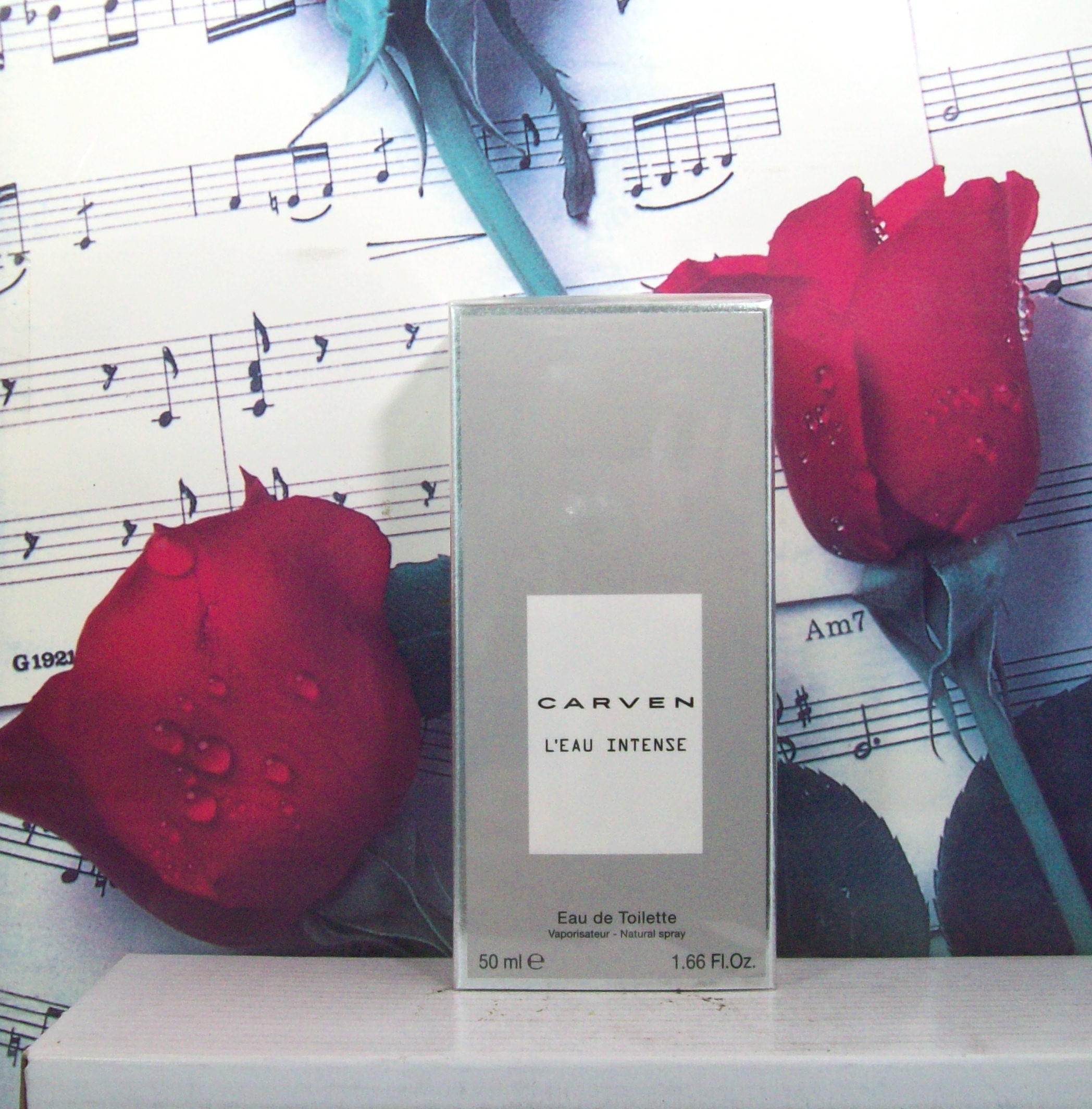 Carven L’Eau Intense EDT Spray 1.66 OZ bottle front view