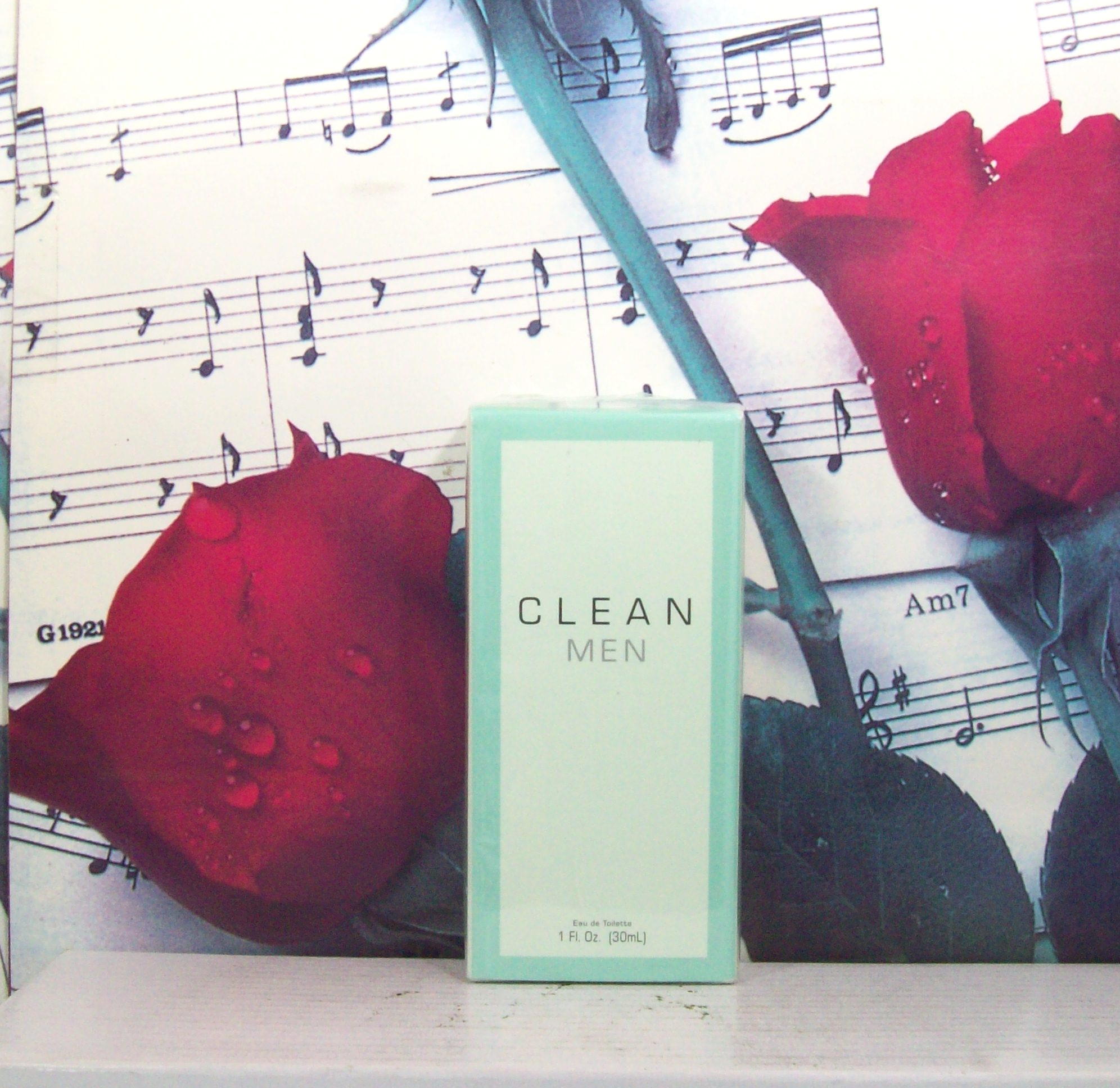 Clean Men 1.0 OZ. EDT Spray bottle front view