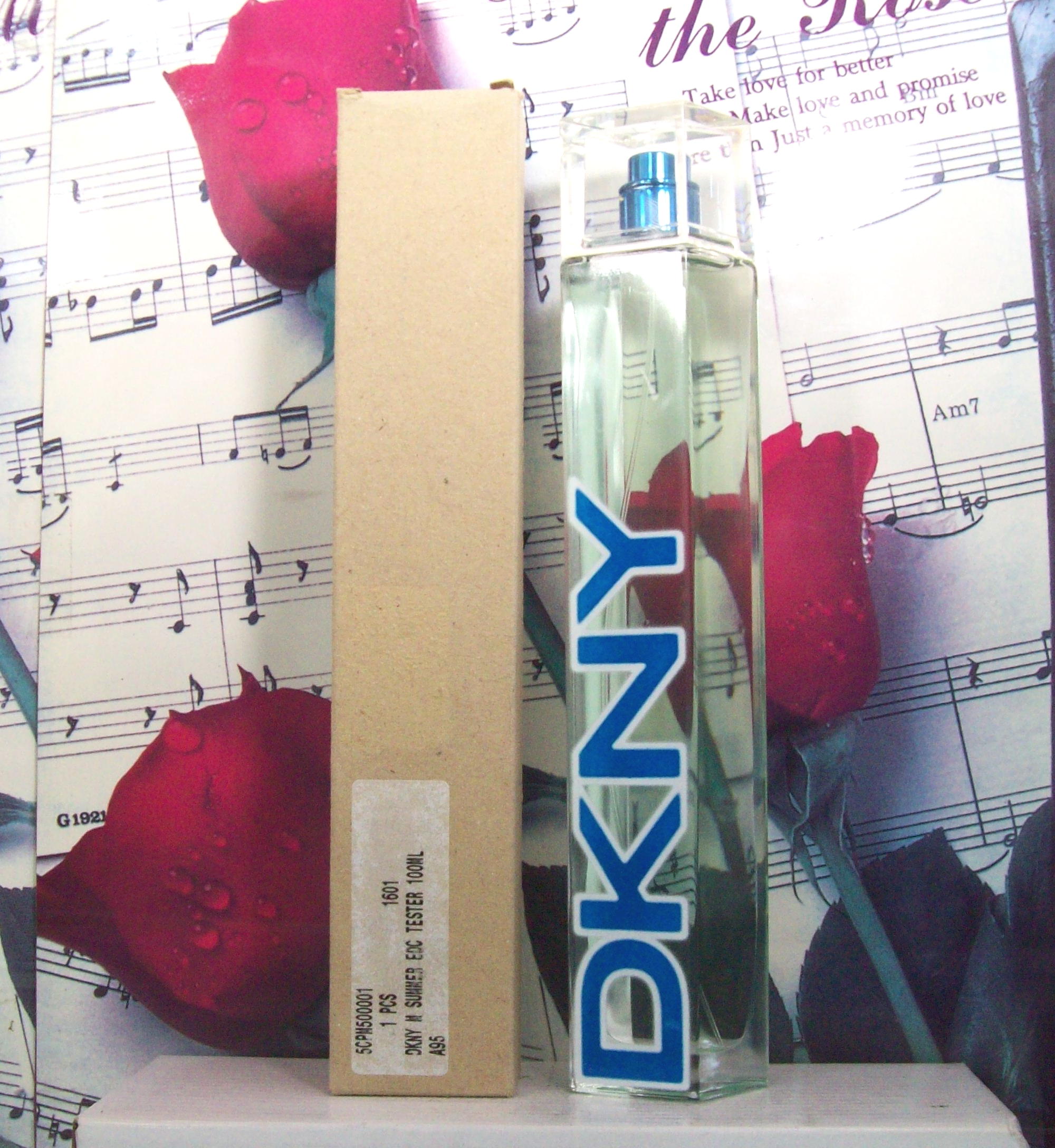 DKNY Men Summer 3.4 EDC Spray bottle front view