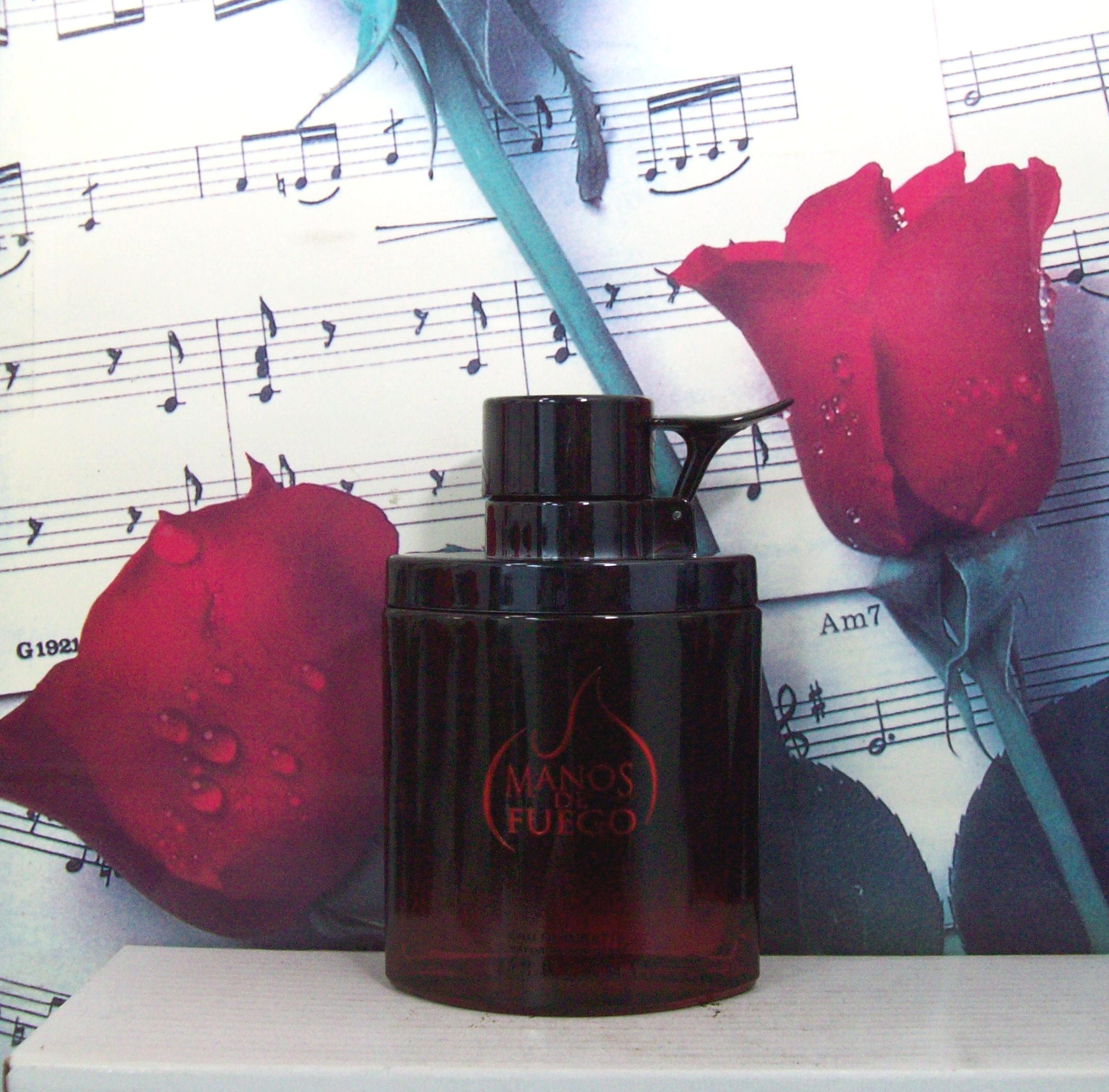 Manos De Fuego AL ROJO VIVO 3.4 OZ EDT Spray bottle front view