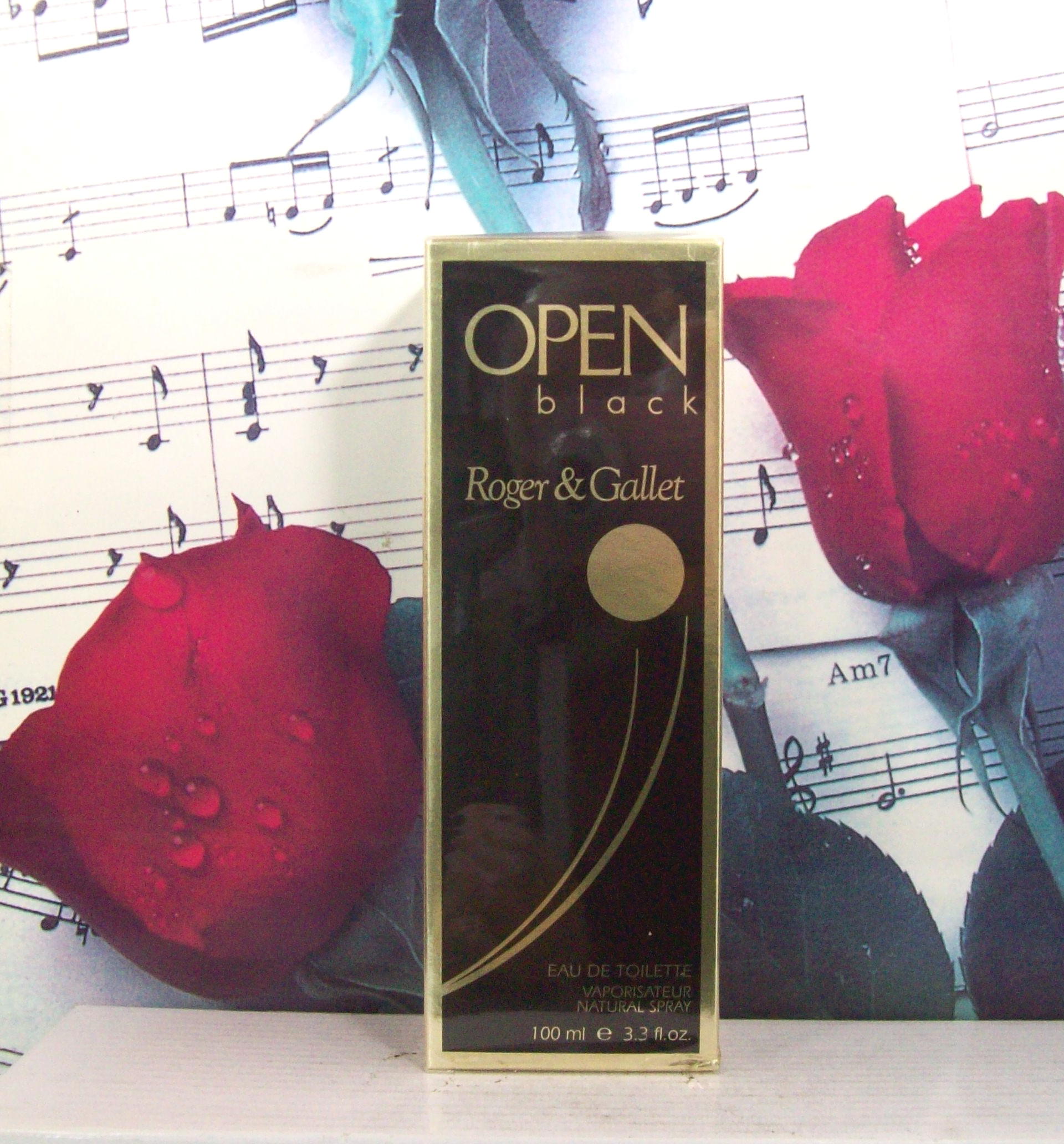 Open Black 3.3 OZ EDT Spray bottle front view