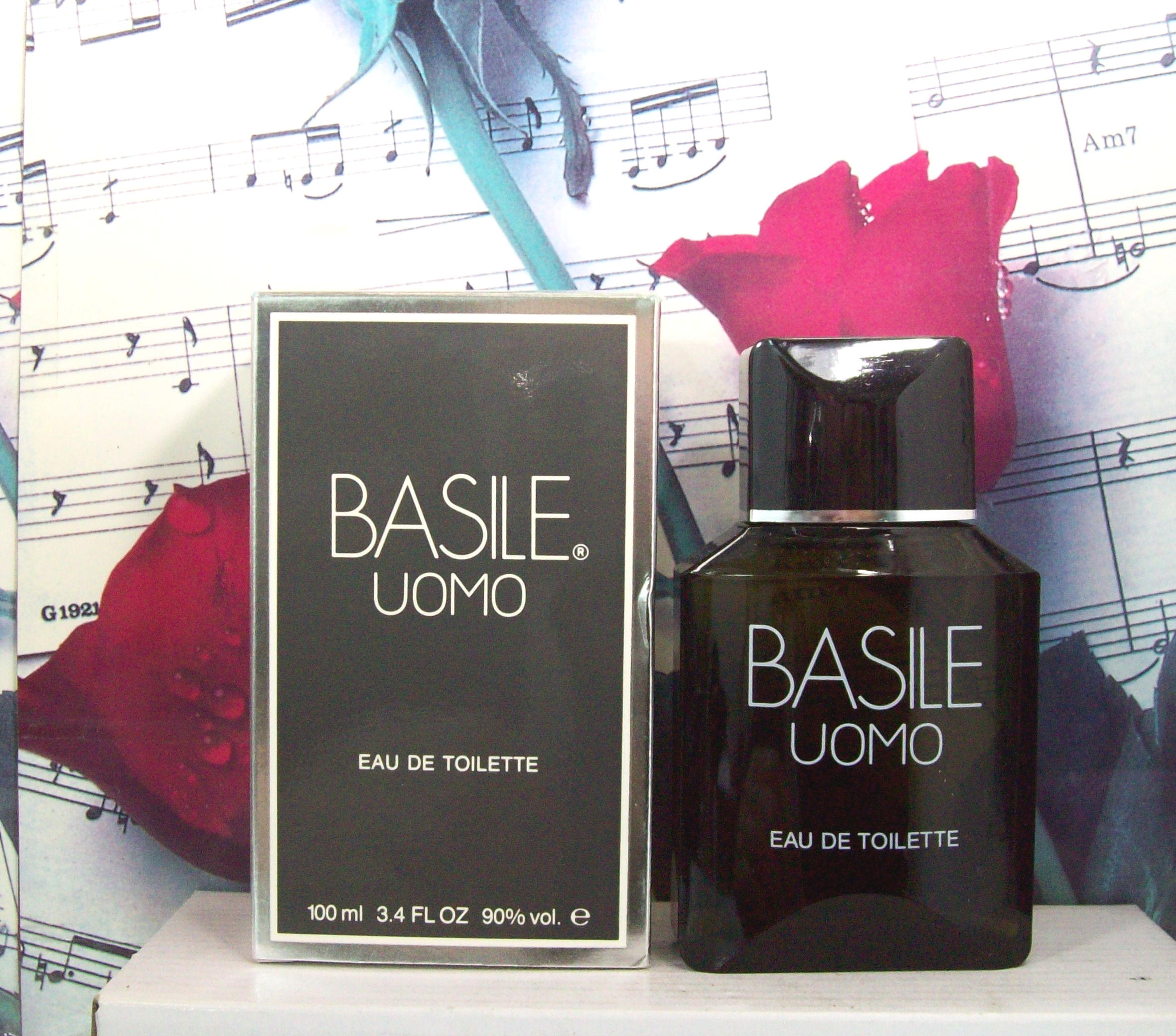 Basile Uomo EDT Splash bottle front view
