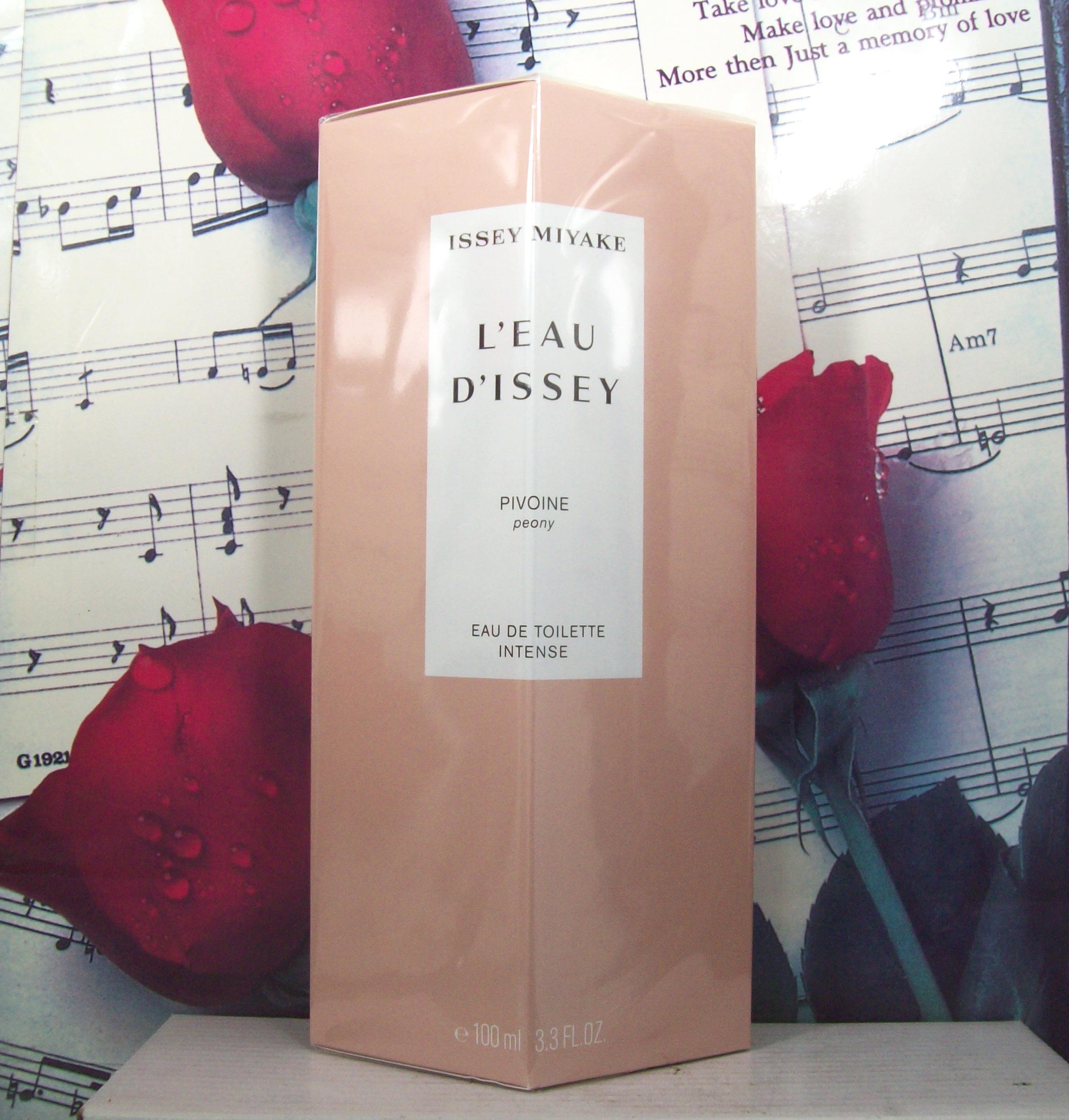 L'Eau D'Issey Peony 3.3 OZ EDT Intense Spray bottle front view