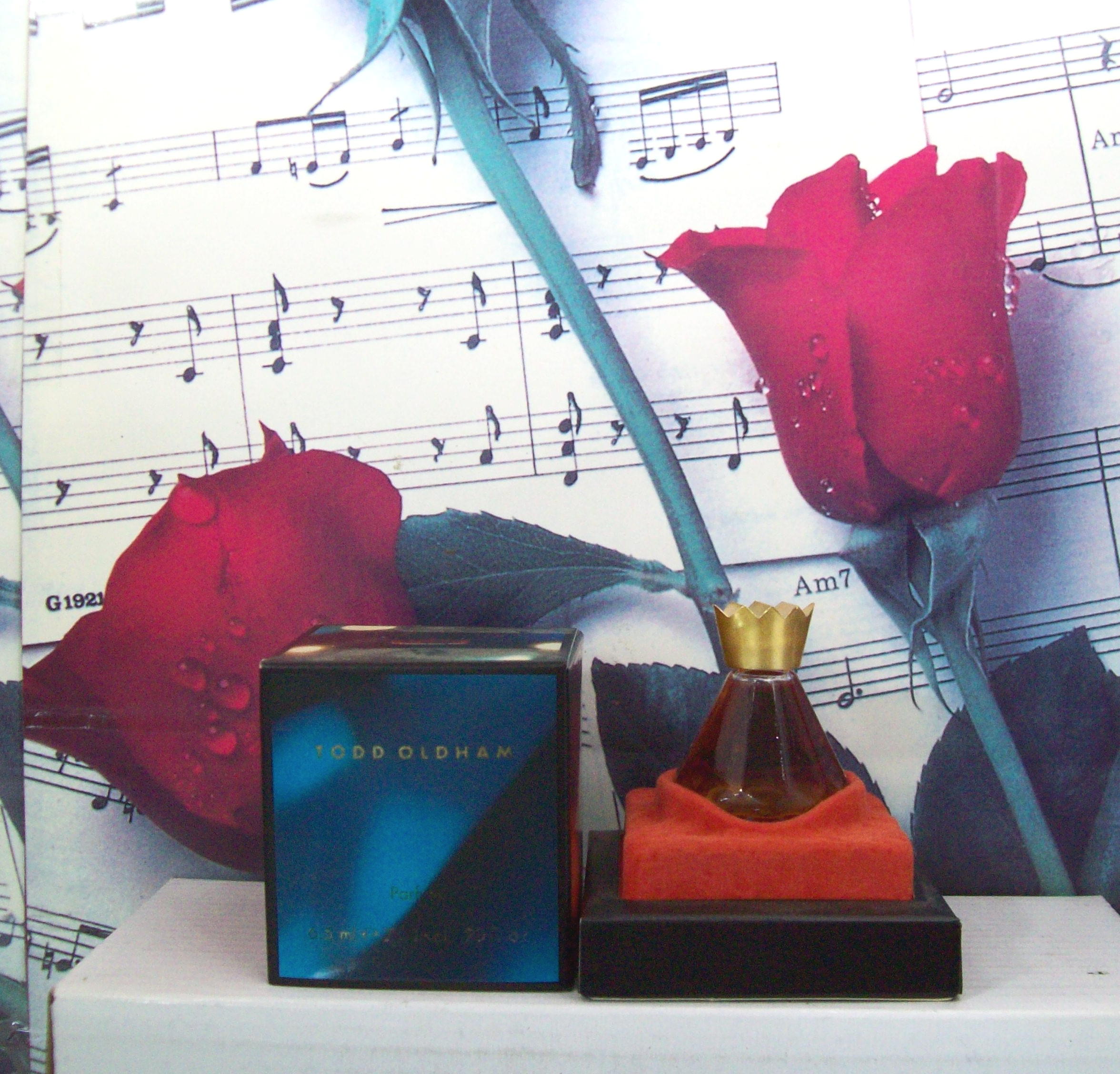 Todd Oldham 0.2 OZ Parfum bottle front view