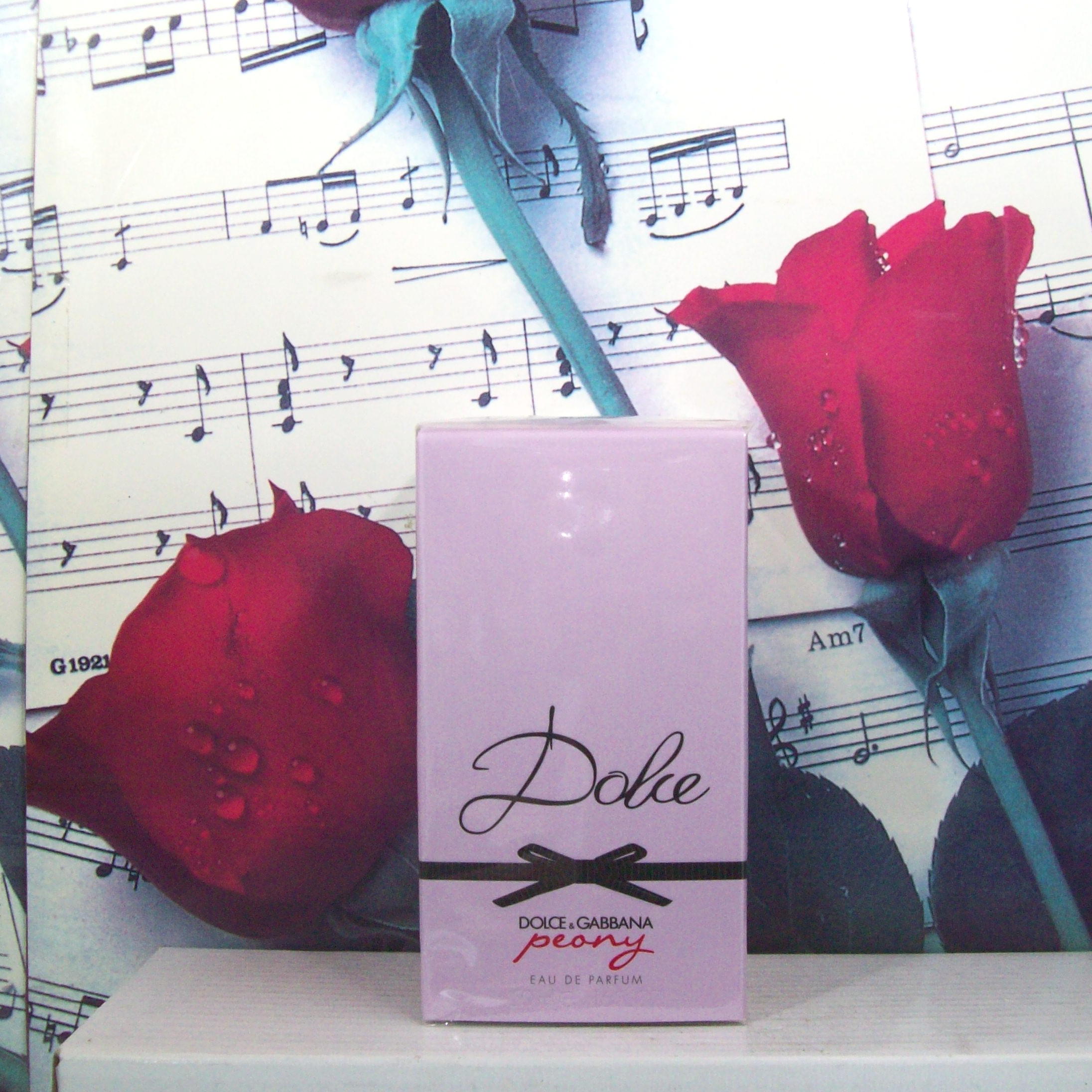 Dolce & Gabbana Dolce Peony EDP 2.5 OZ spray bottle
