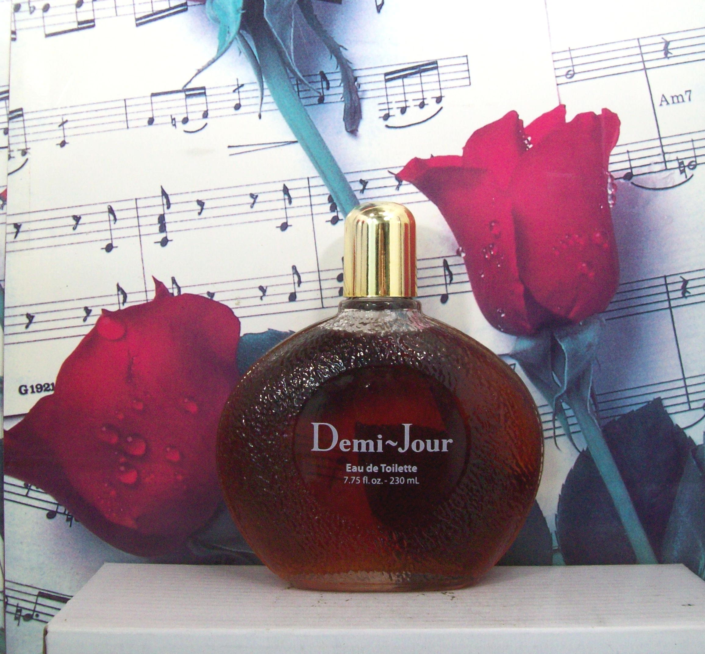 Demi Jour By Dana EDT Splash 7.75 OZ bottle