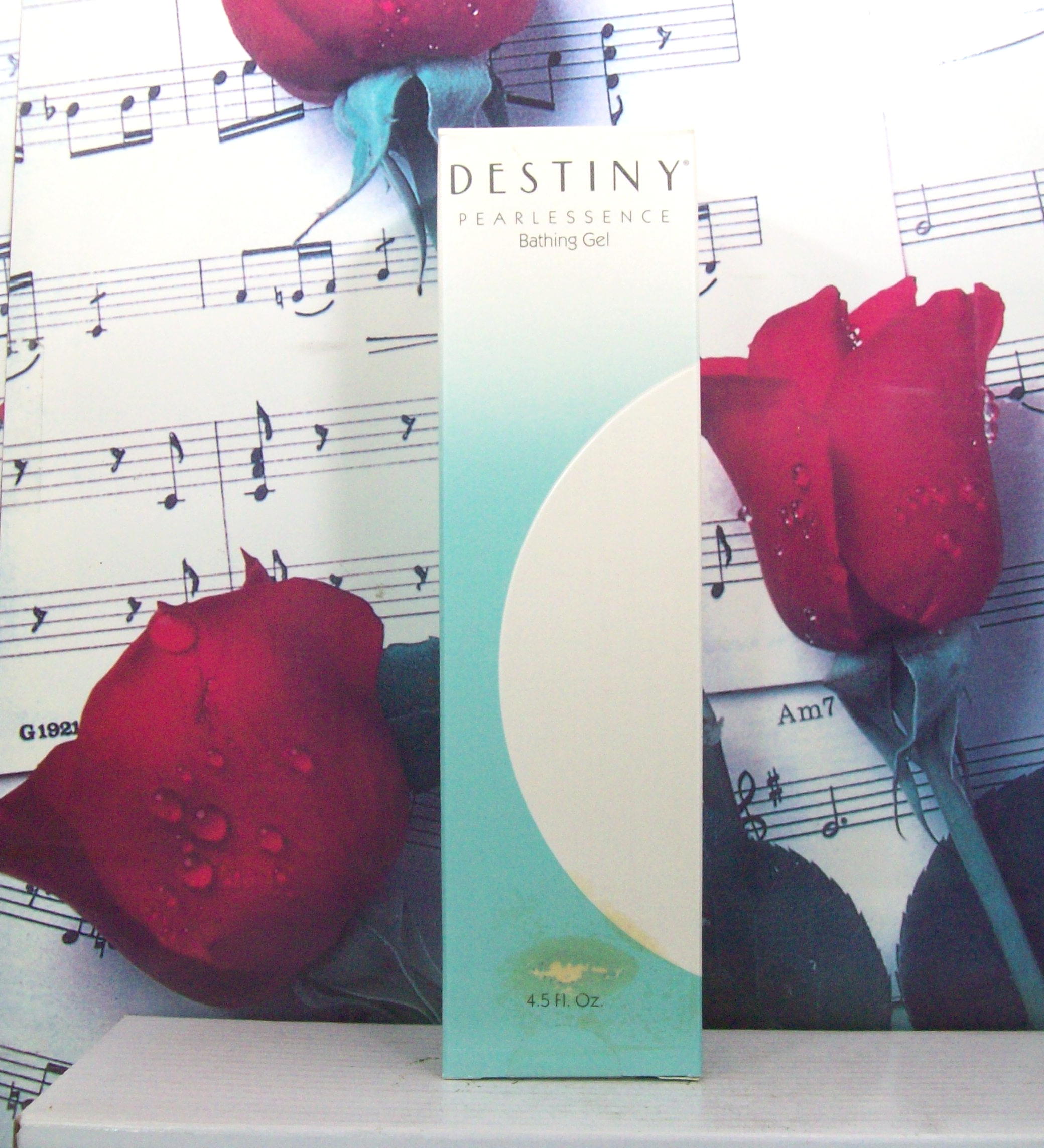 Destiny 4.5 OZ. Pearlessence Bathing Gel front view