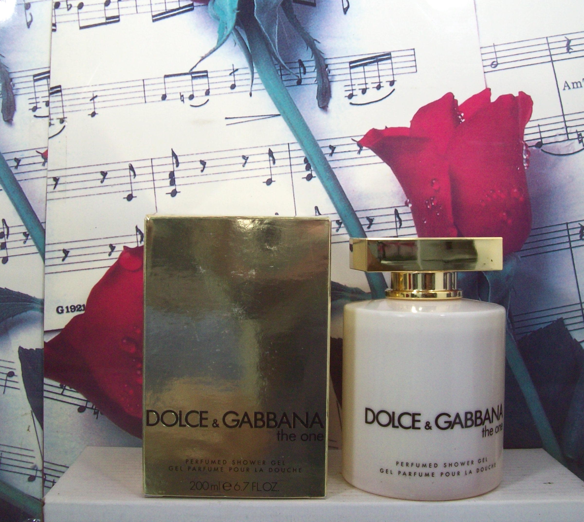 Dolce & Gabbana The One Perfumed Shower Gel 6.7 OZ bottle