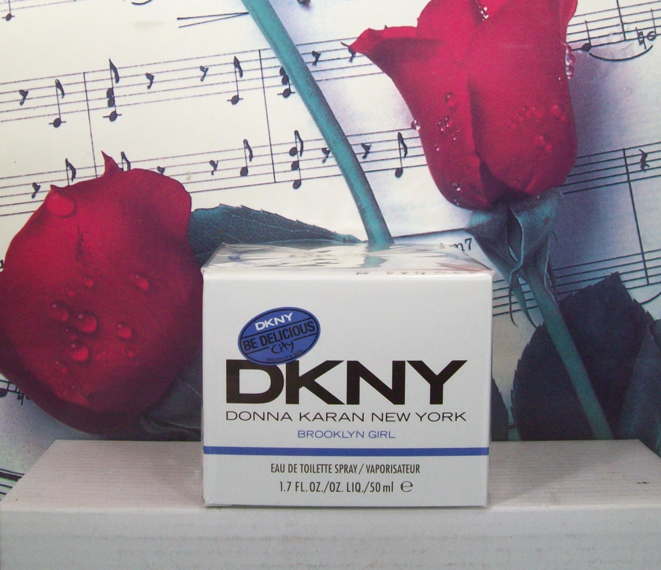 DKNY Be Delicious Brooklyn Girl EDT 1.7 OZ spray front view