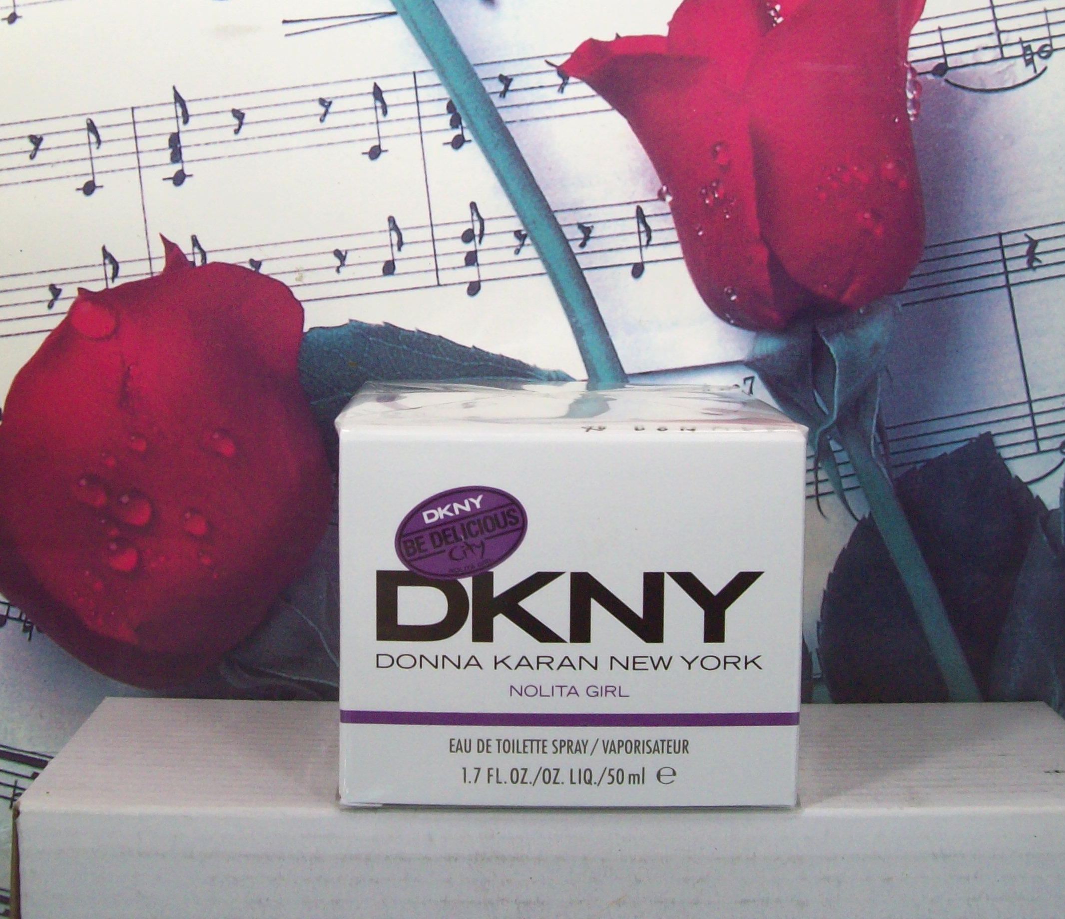 DKNY Be Delicious Nolita Girl EDT 1.7 OZ Spray bottle front view