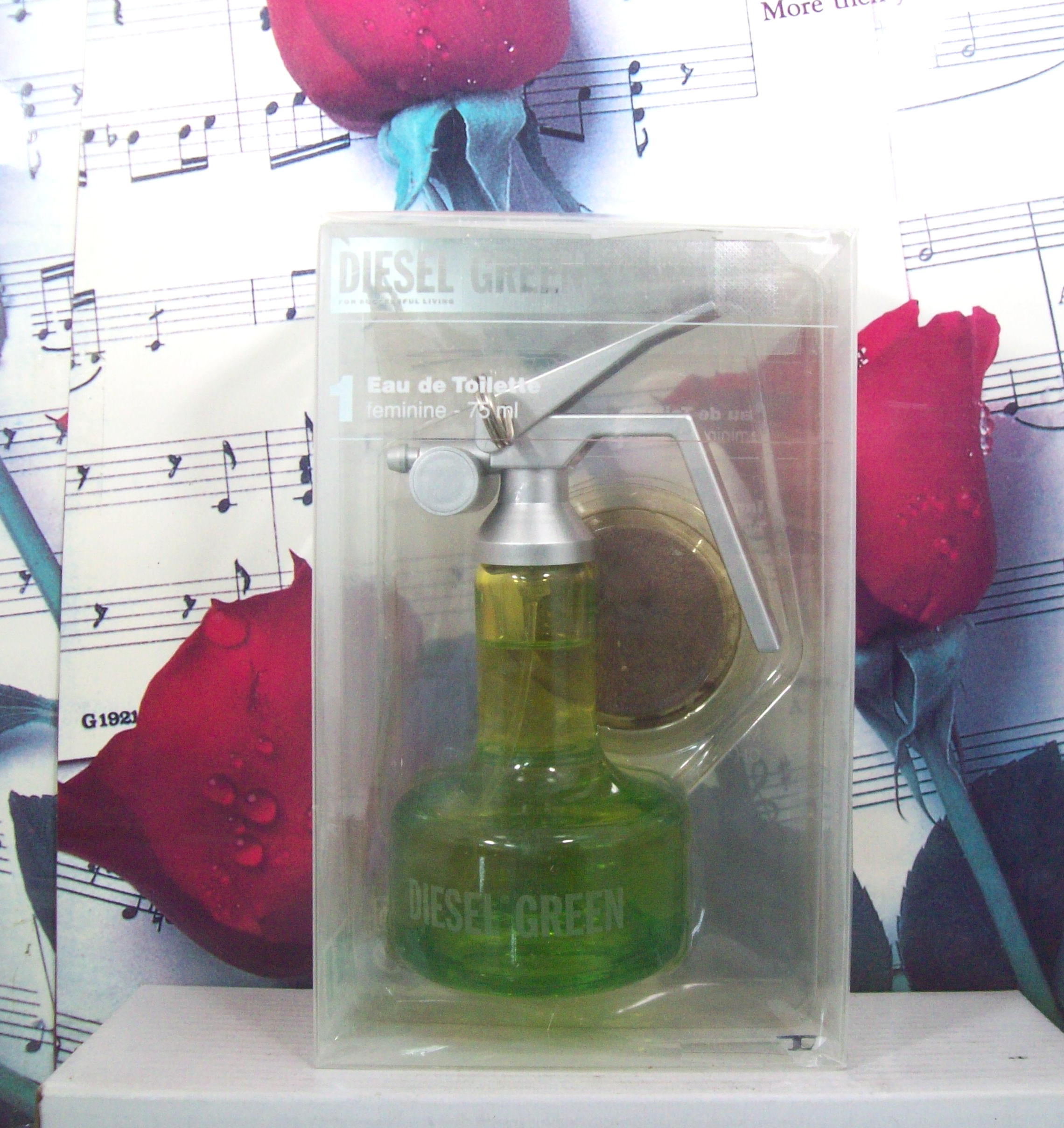 Diesel Green Feminine 2.5 OZ EDT Spray perfume bottle