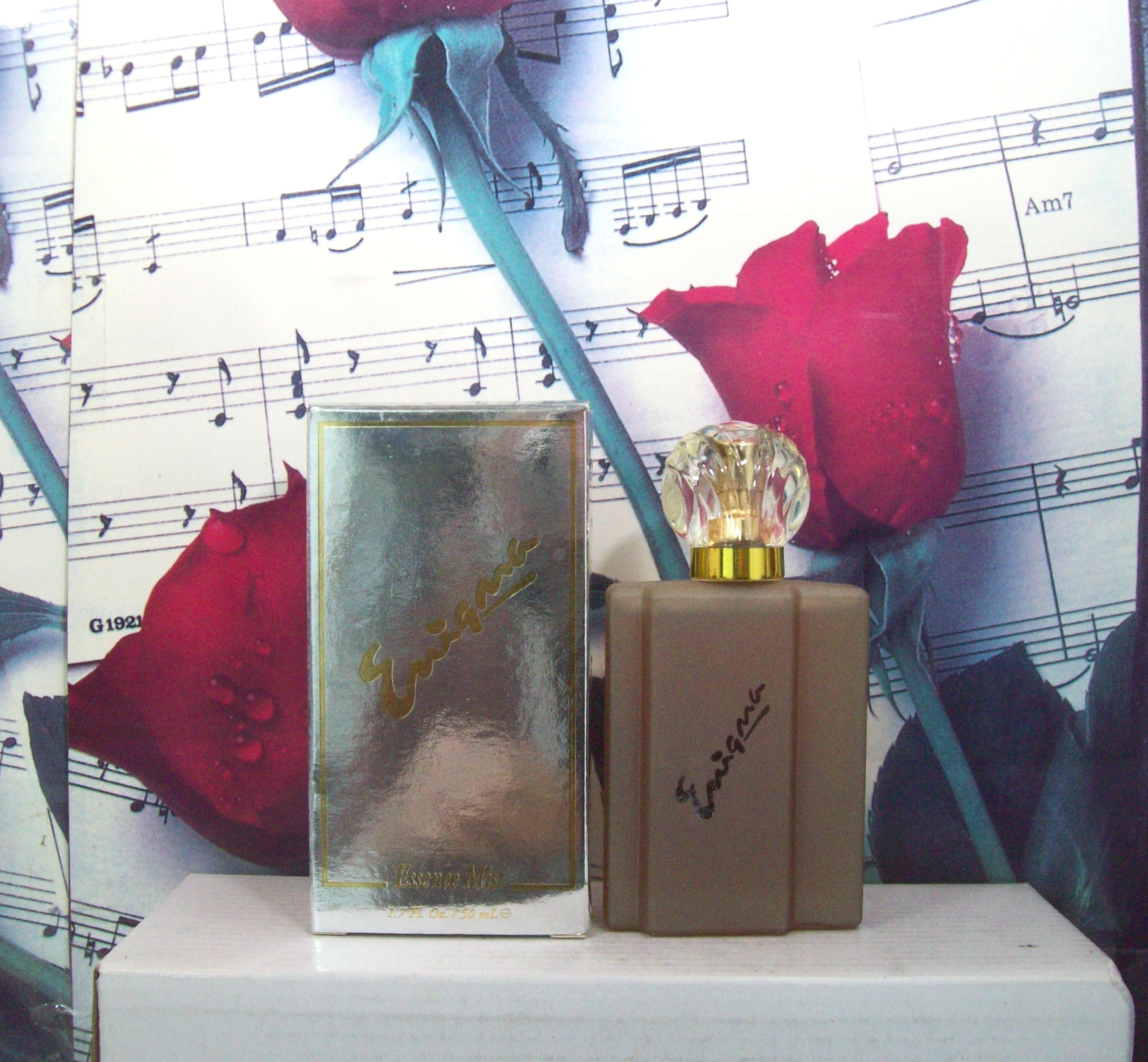Alexandra De Markoff Enigma Essence Mist 1.7 OZ front view bottle
