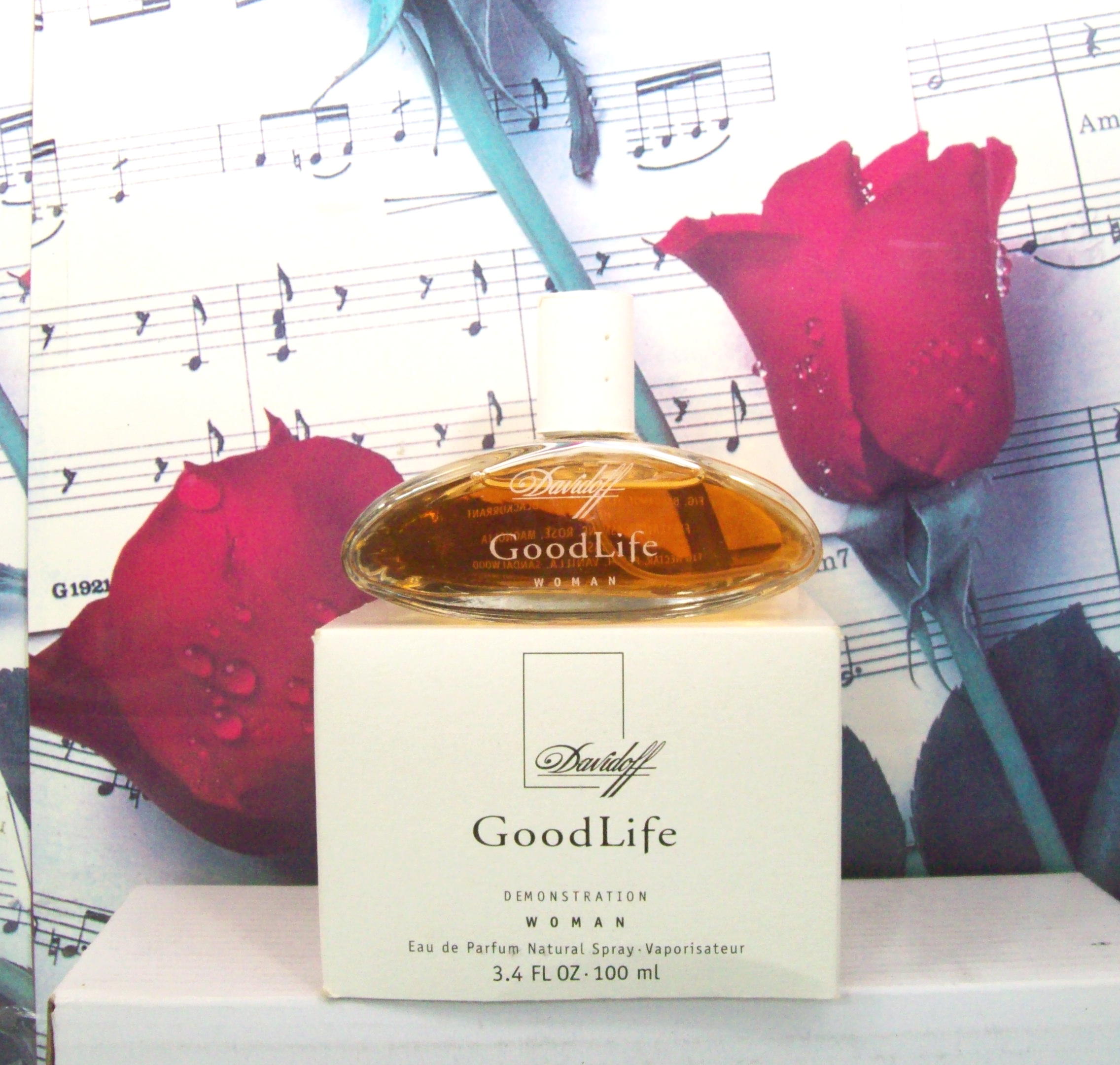 Good Life Woman EDP Spray by Davidoff bottle
