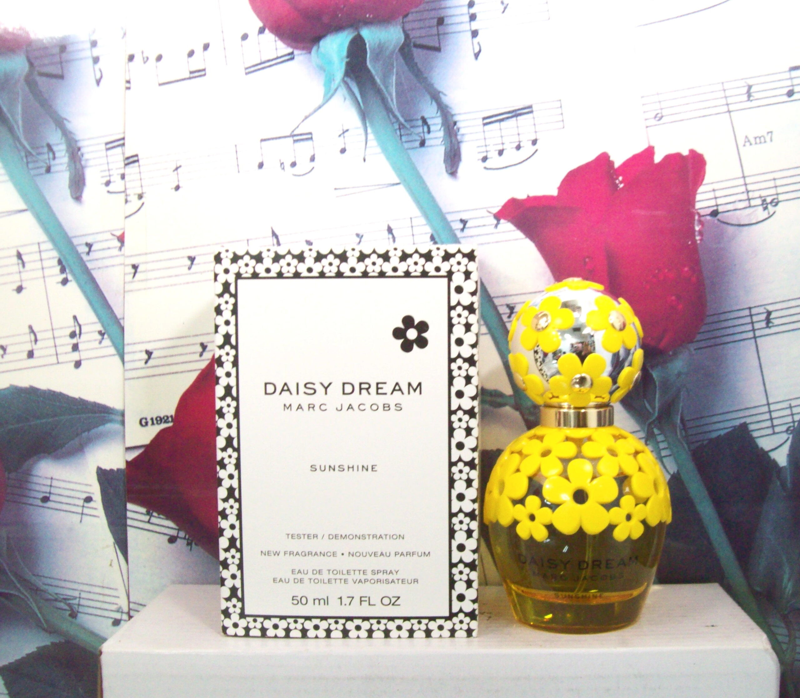 Daisy Dream Sunshine Marc Jacobs EDT bottle front view